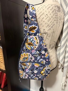 Quilted Floral Crossbody‎ Sling Bag - Navy